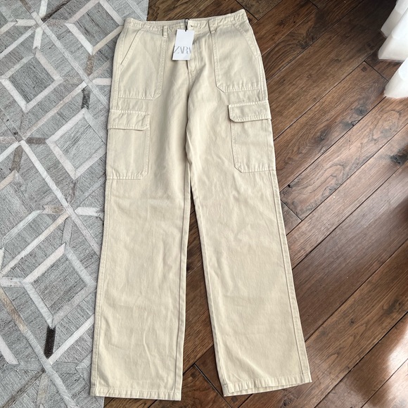Zara Pants - ZARA NUDE CARGO PANT